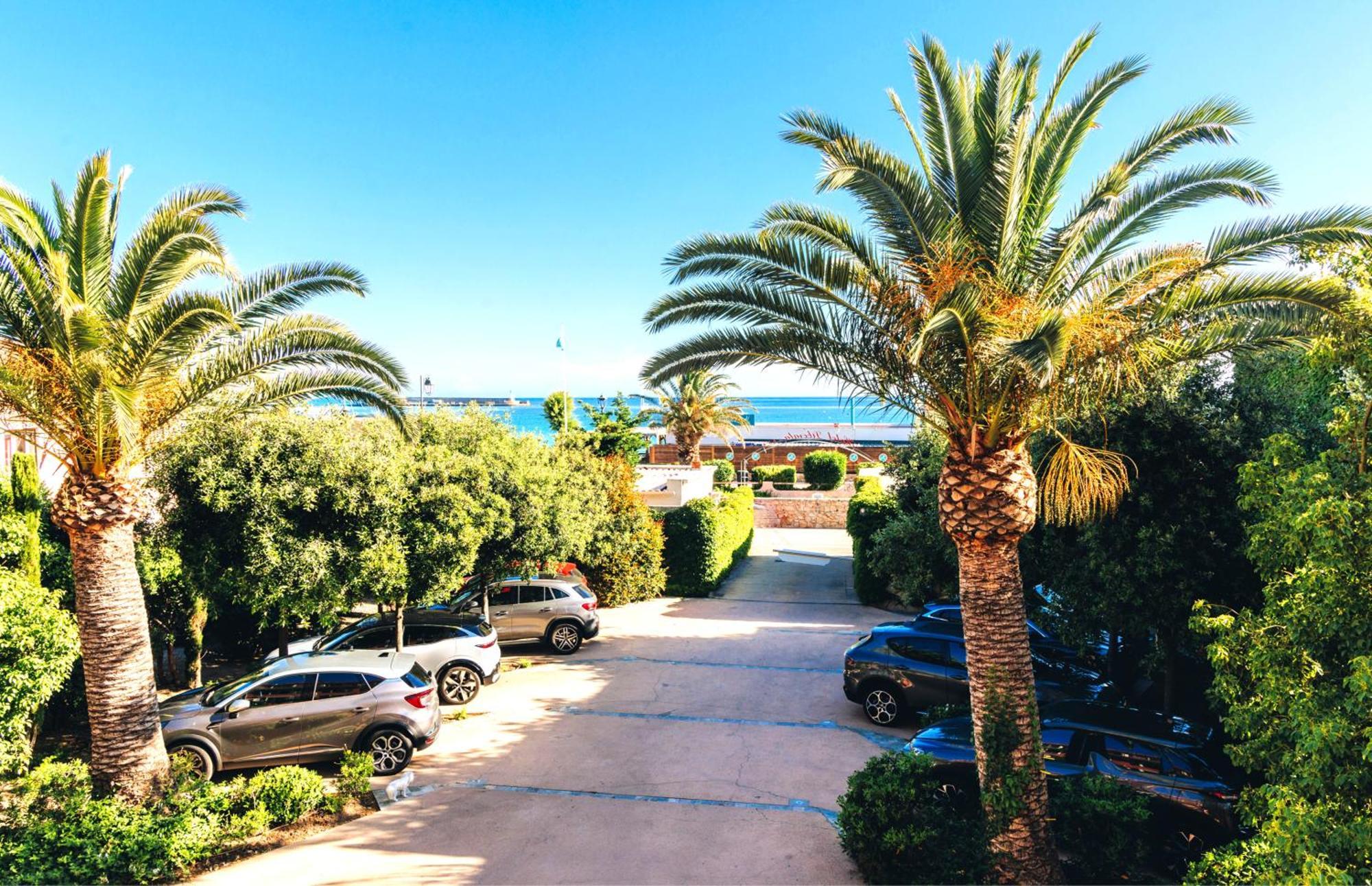 LʼÎle-Rousse Hotel Liberata & Spa מראה חיצוני תמונה